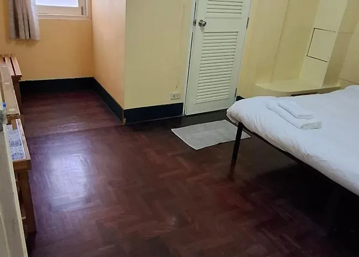 Kanyakorn House Near Khao San 3*