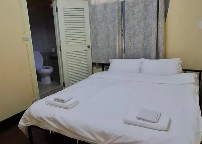 Kanyakorn House Near Khao San