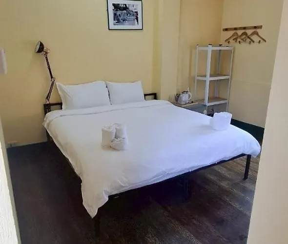 Casa de hóspedes Kanyakorn House Near Khao San 3*